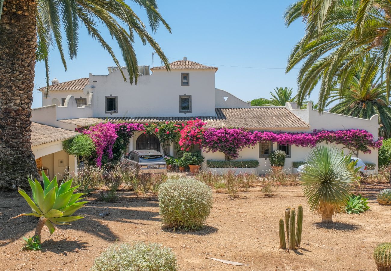 Villa in Lagos - Casa das Flores