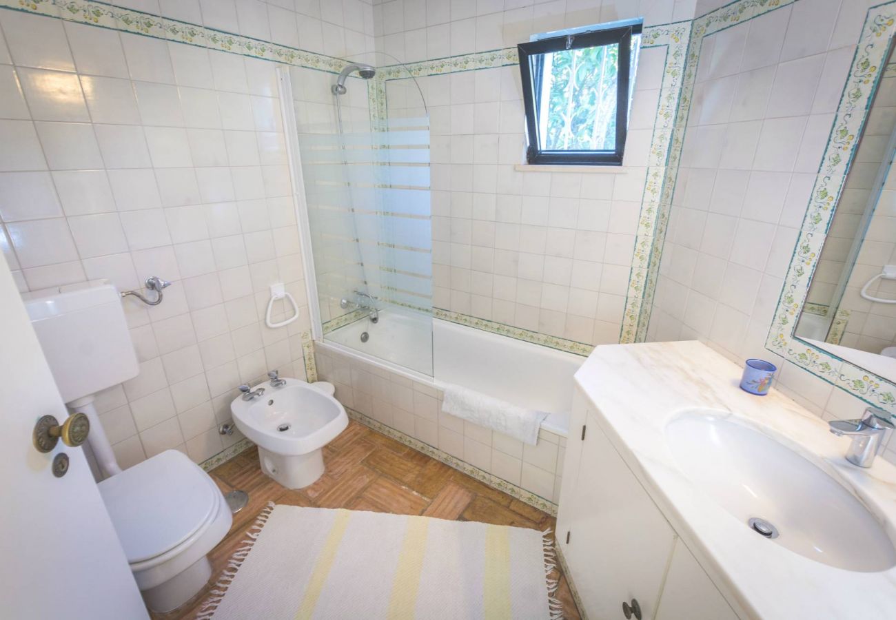 Villa in Lagos - Casa Veado, 4 bedroom villa with heated pool