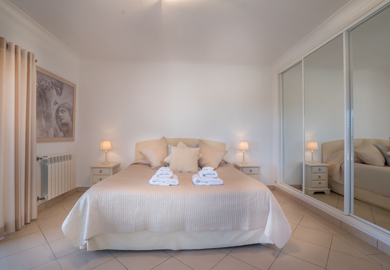 Villa in Budens - Santo António 206
