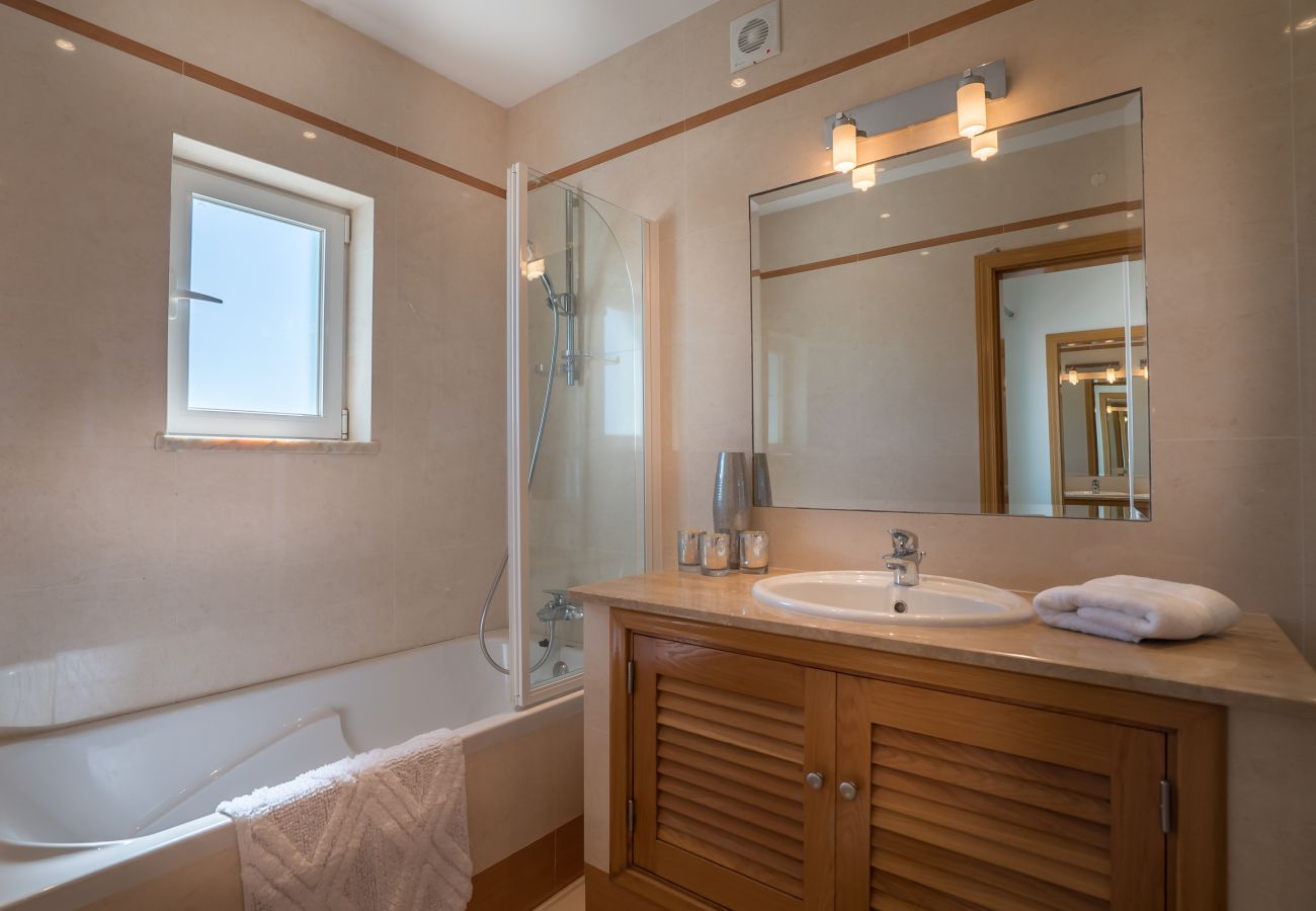 Villa in Budens - Santo António 206