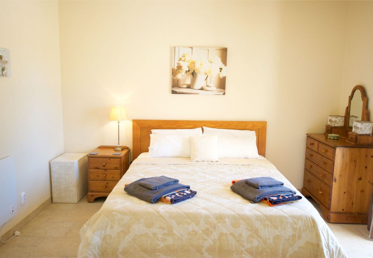 Villa in Montinhos da Luz - Vivenda Oasis