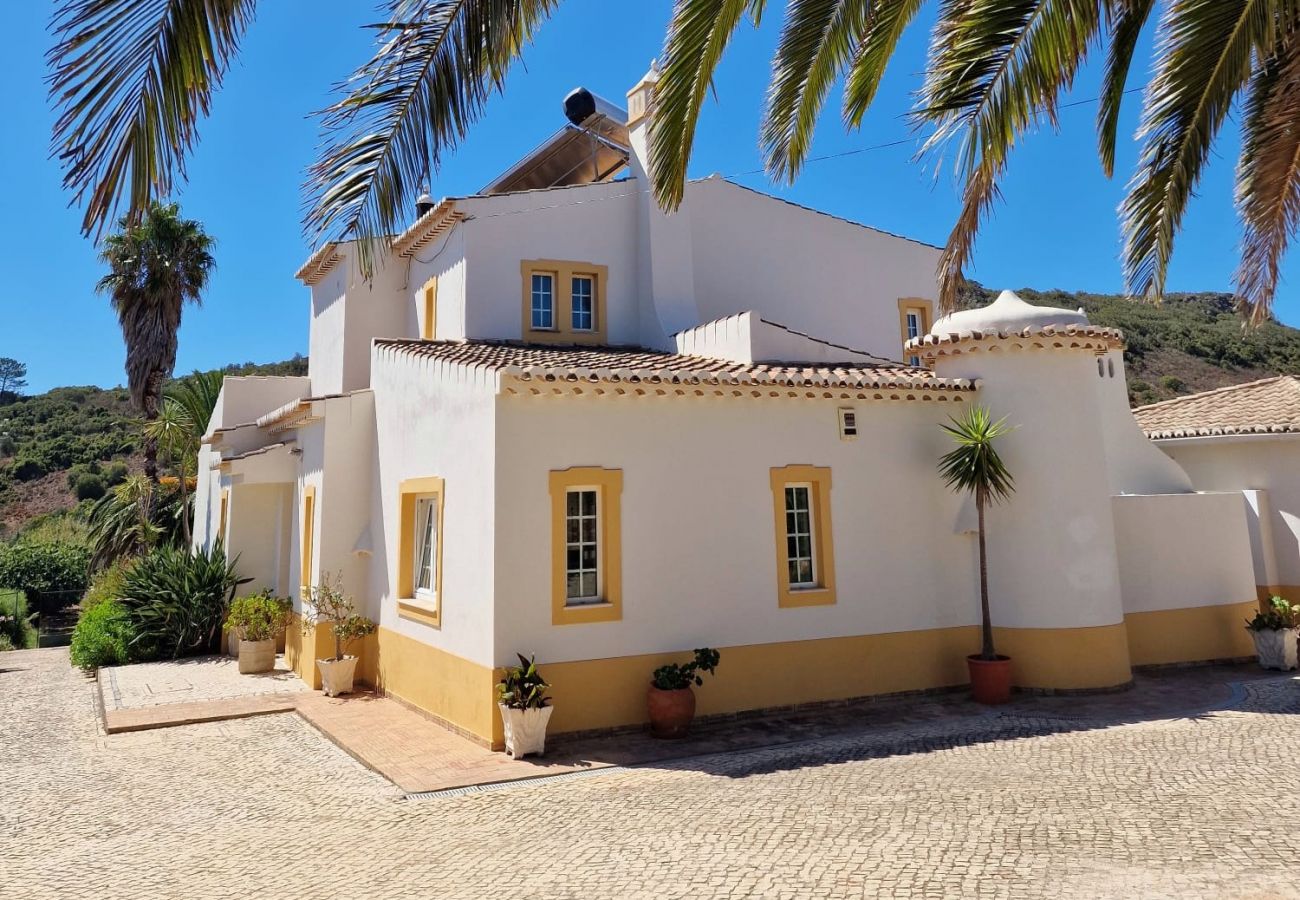 Country house in Bensafrim - Casa da Aldeia