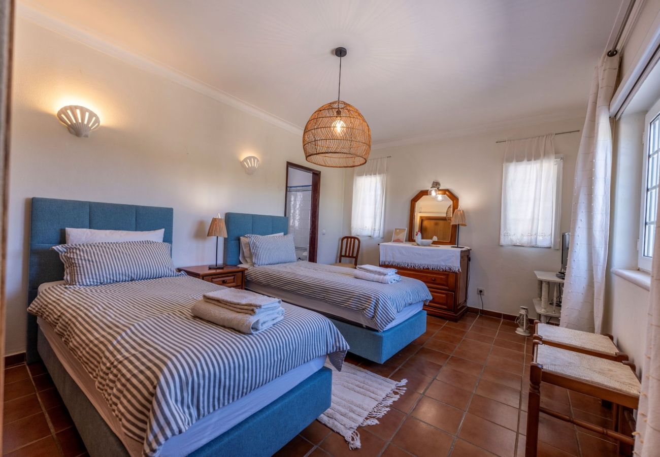 Country house in Bensafrim - Casa da Aldeia