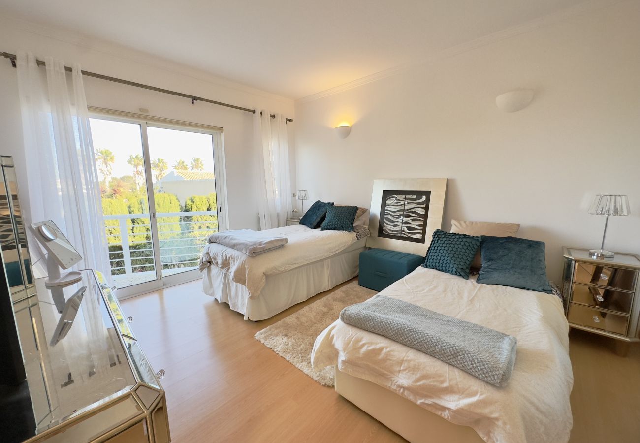 Villa in Burgau - Casa Redonda