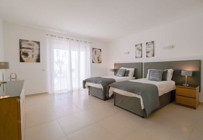 Villa in Luz - Ponta da Gaivota Villa in Luz - Ponta da Gaivota