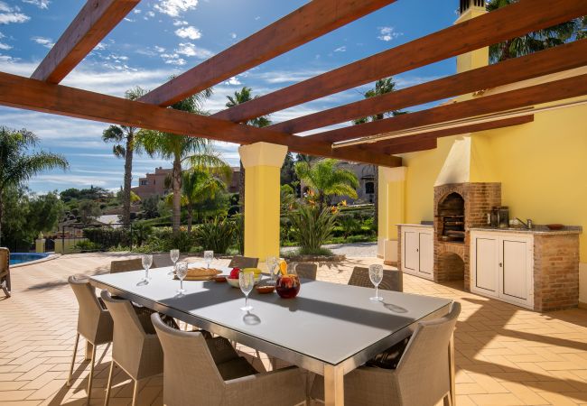 Villa in Lagos - Casa Amarela Villa in Lagos - Casa Amarela