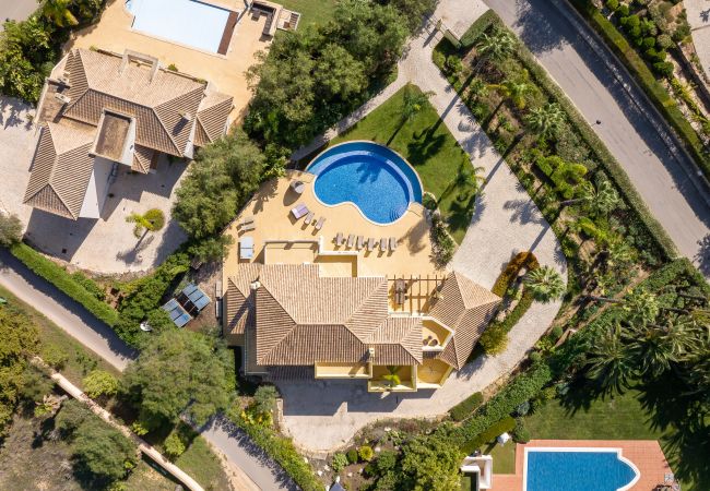 Villa in Lagos - Casa Amarela Villa in Lagos - Casa Amarela