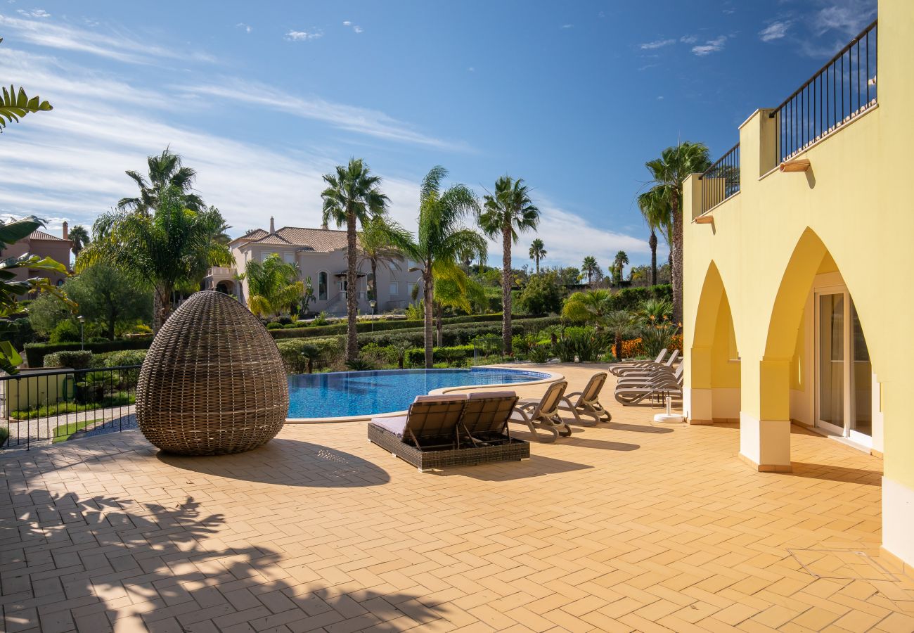 Villa in Lagos - Casa Amarela