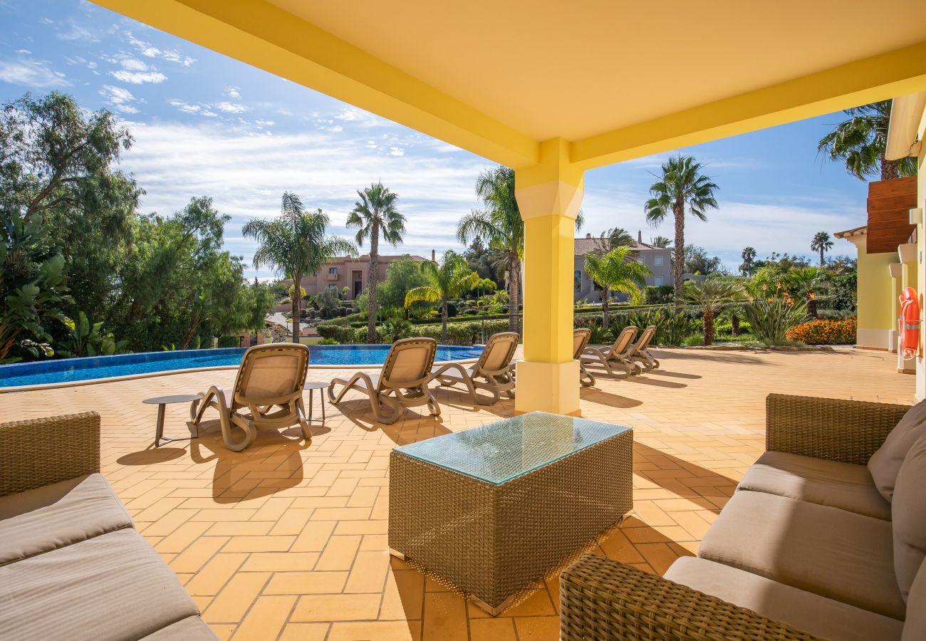 Villa in Lagos - Casa Amarela
