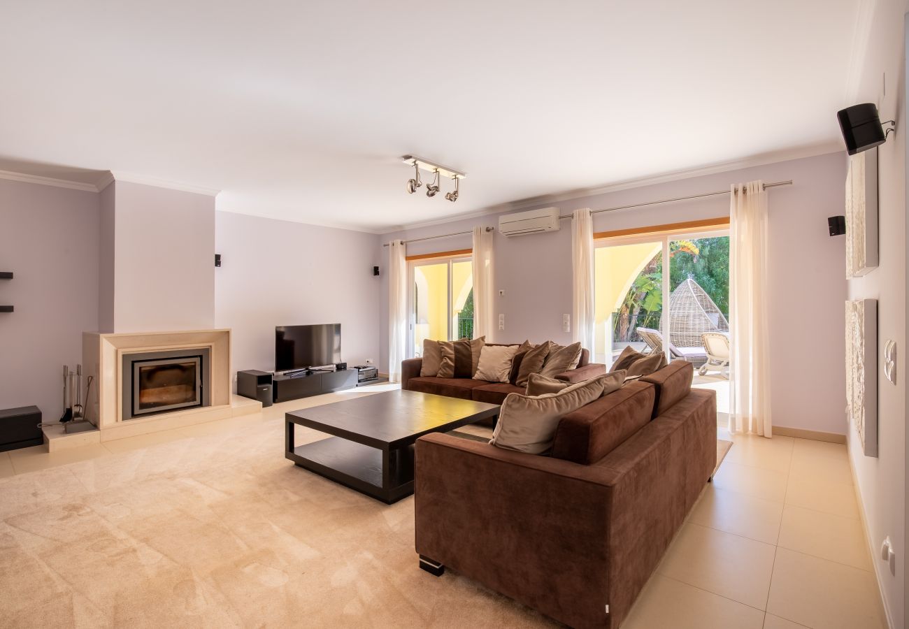 Villa in Lagos - Casa Amarela