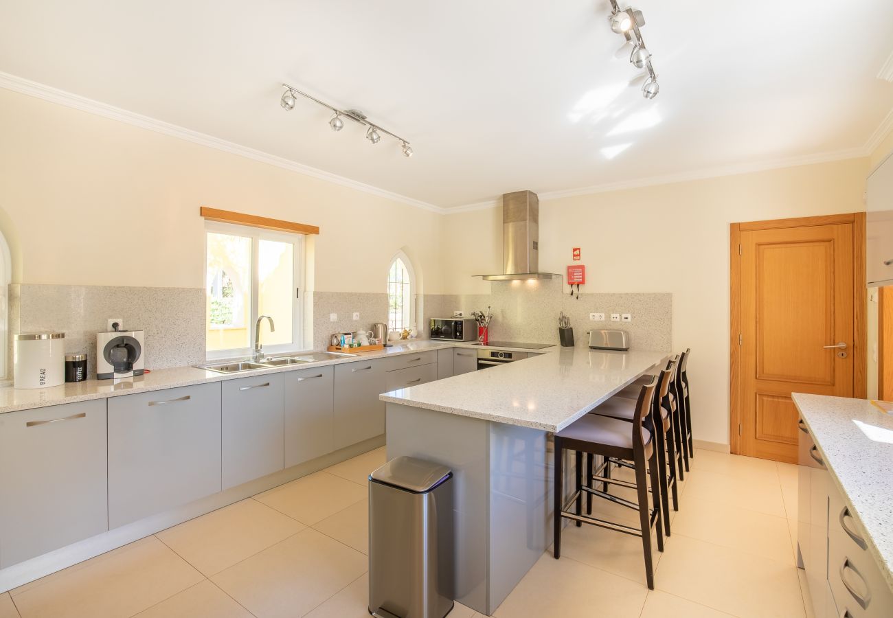 Villa in Lagos - Casa Amarela