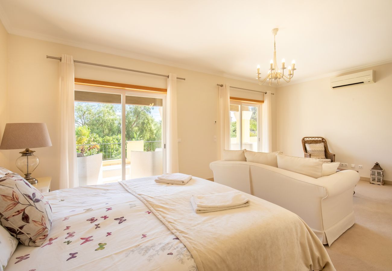 Villa in Lagos - Casa Amarela