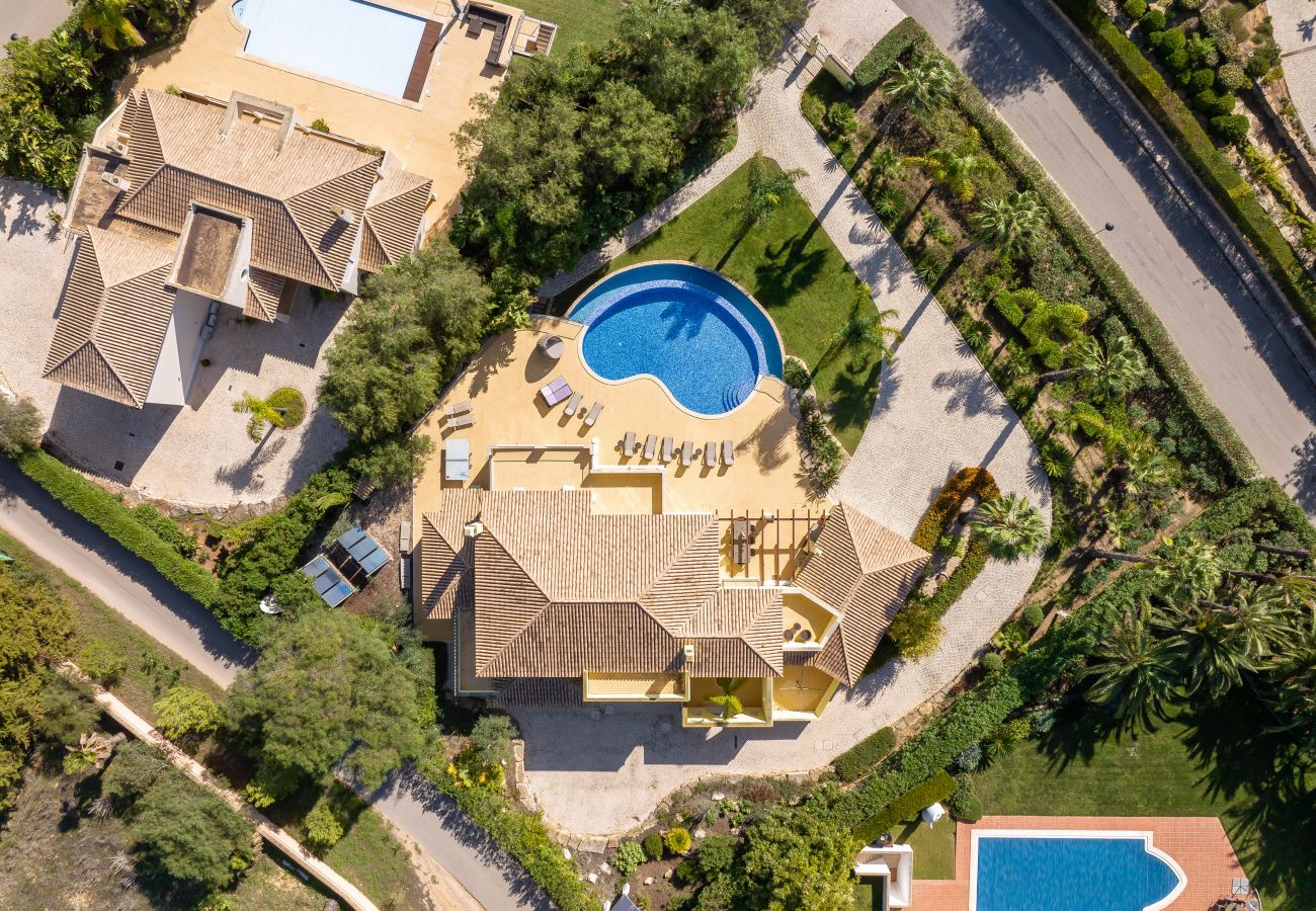 Villa in Lagos - Casa Amarela