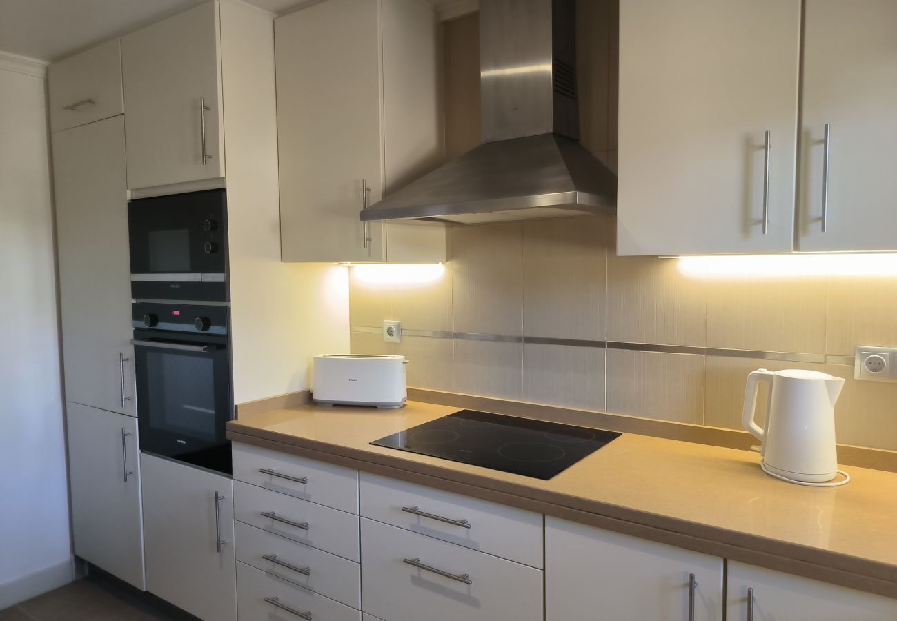 House in Luz - Casa Amarillo