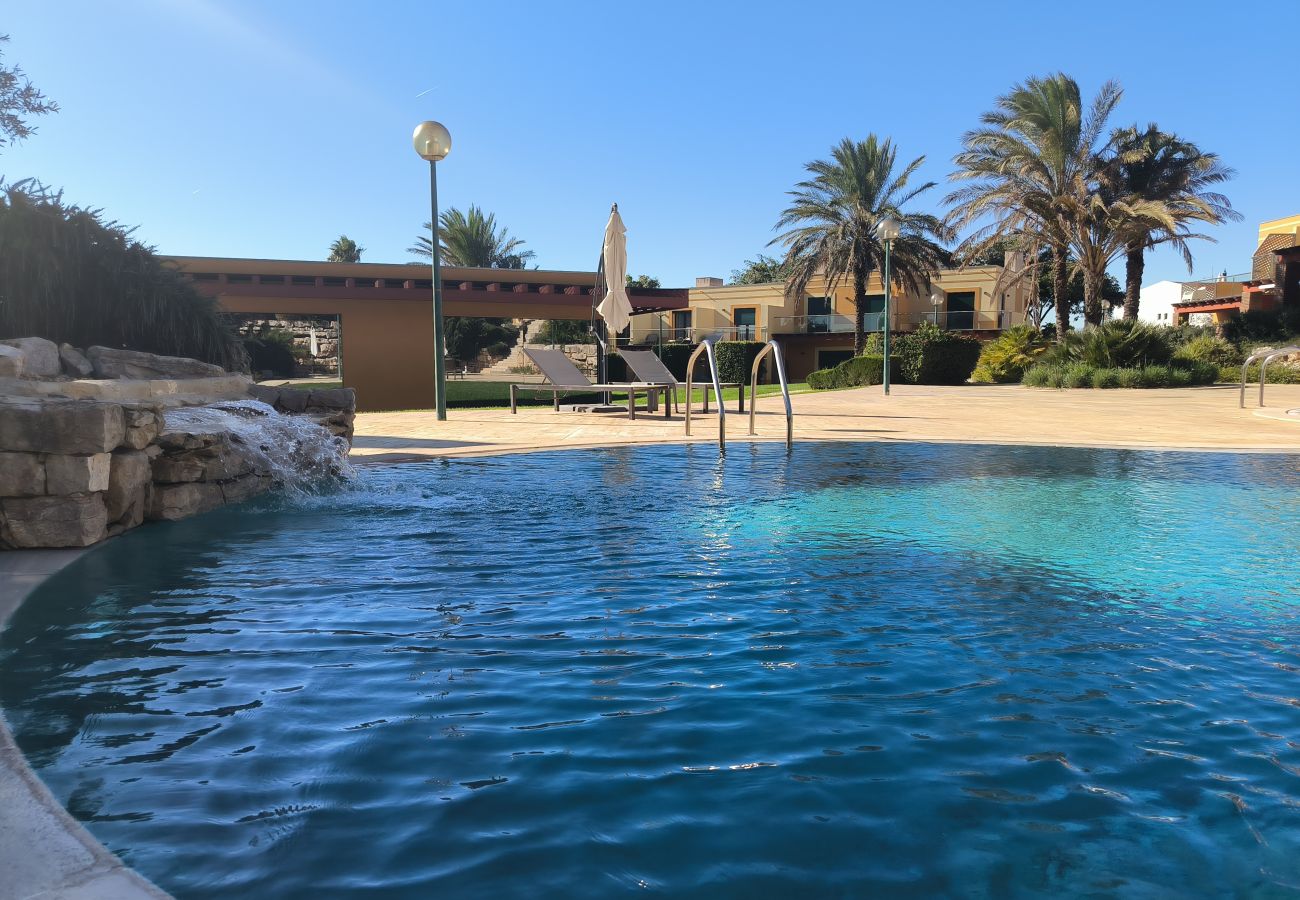 House in Luz - Casa Amarillo