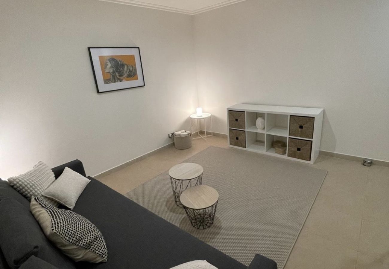 House in Luz - Casa Amarillo