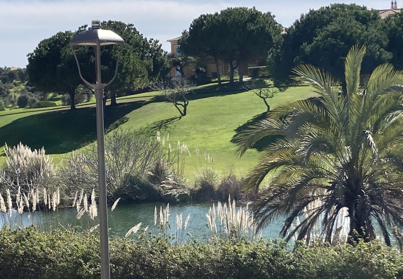 Apartment in Lagos - Boavista Lakeview